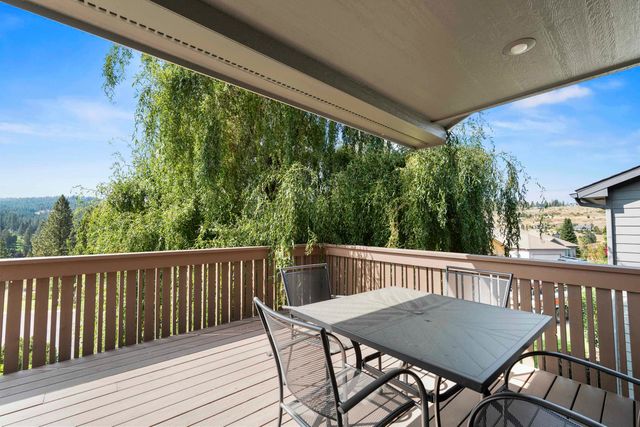 2106 E TURNBERRY Ln, Spokane, WA 99223