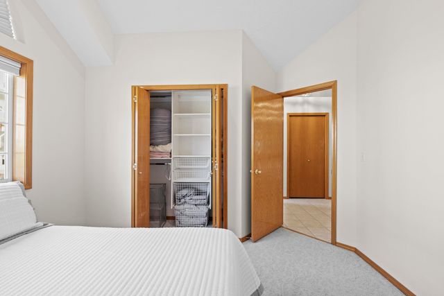 2106 E TURNBERRY Ln, Spokane, WA 99223