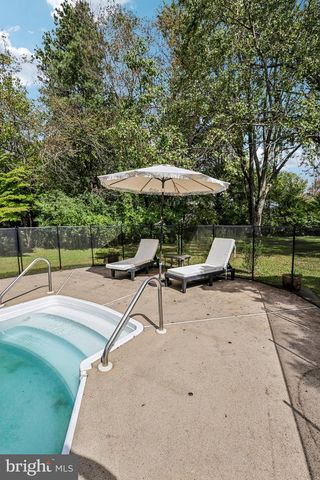 163 N MAIN ST, Cranbury, NJ 08512