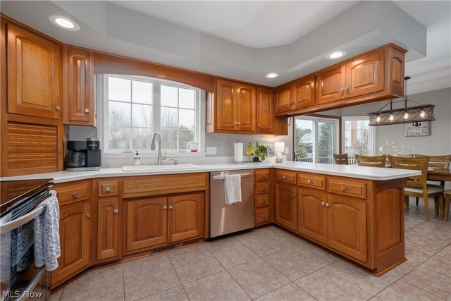 4354 Sparrow Ridge Avenue NW, Massillon, OH 44646