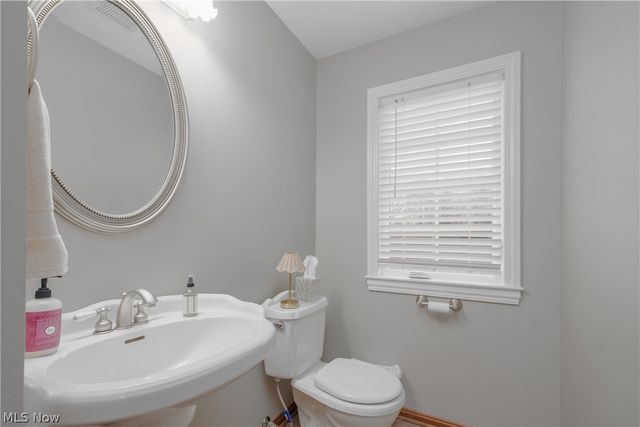 4354 Sparrow Ridge Avenue NW, Massillon, OH 44646