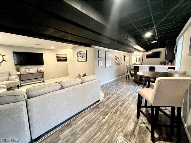 4354 Sparrow Ridge Avenue NW, Massillon, OH 44646