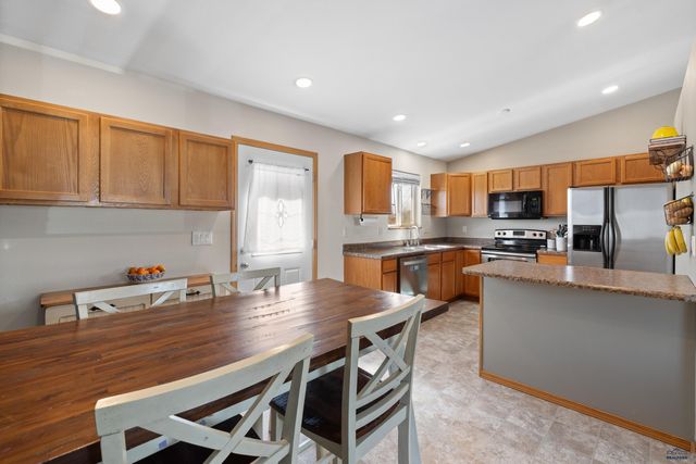 6169 FLINTLOCK CT, Rapid City, SD 57703