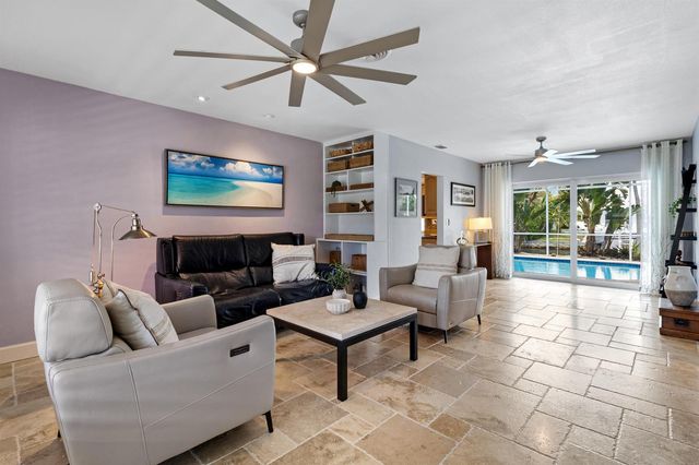 611 SE 9TH Avenue, Pompano Beach, FL 33060