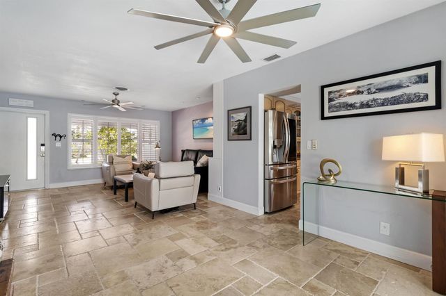 611 SE 9TH Avenue, Pompano Beach, FL 33060