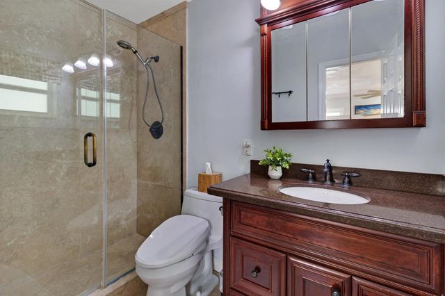 611 SE 9TH Avenue, Pompano Beach, FL 33060