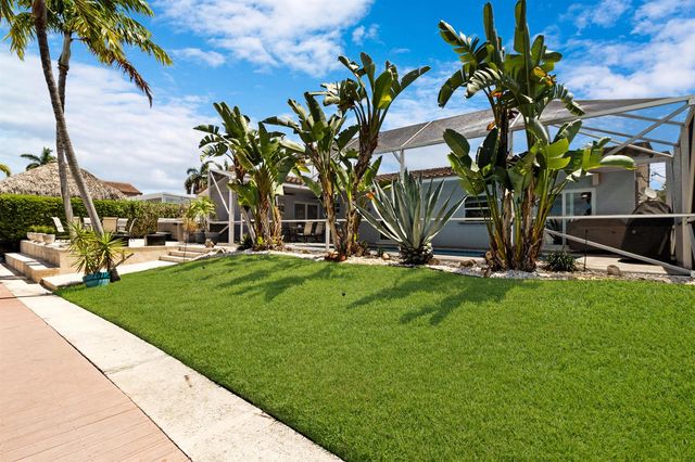 611 SE 9TH Avenue, Pompano Beach, FL 33060