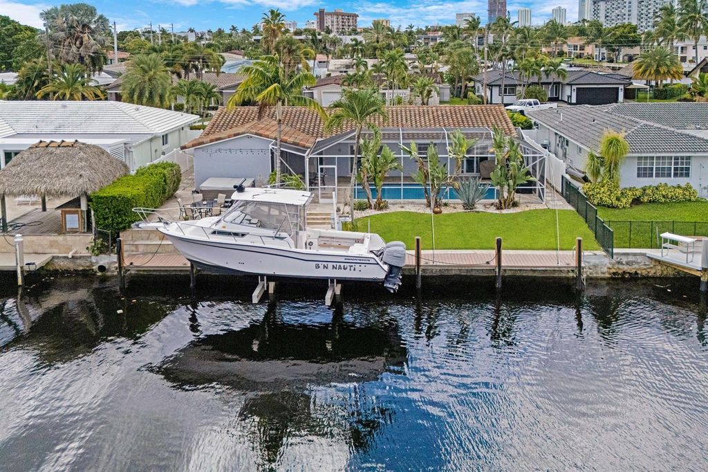 611 SE 9TH Avenue, Pompano Beach, FL 33060