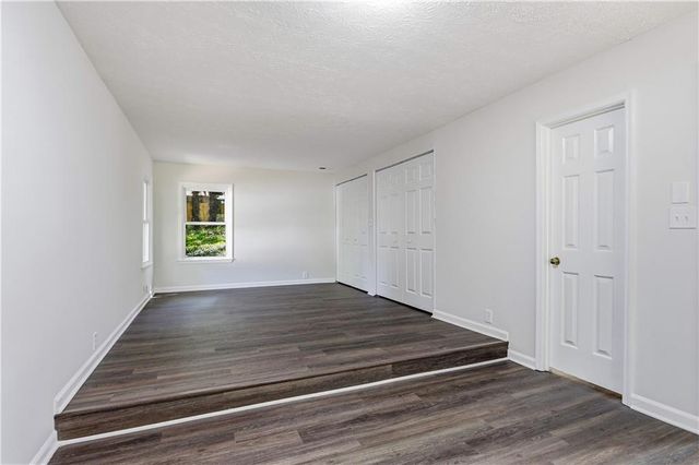 485 Barrington Loop, Roswell, GA 30076
