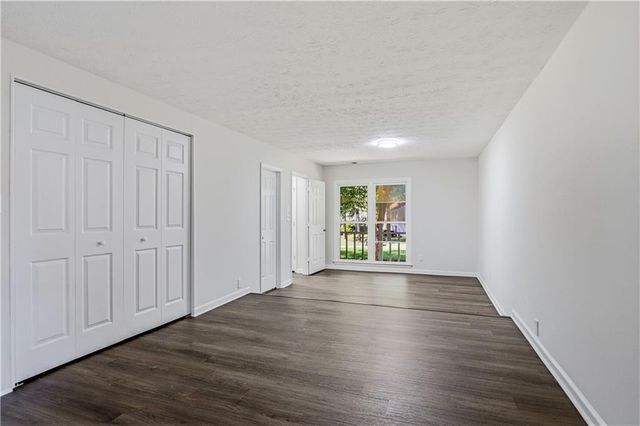 485 Barrington Loop, Roswell, GA 30076
