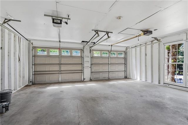 485 Barrington Loop, Roswell, GA 30076