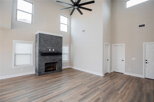 7301 SW Basswood Avenue, Bentonville, AR 72713