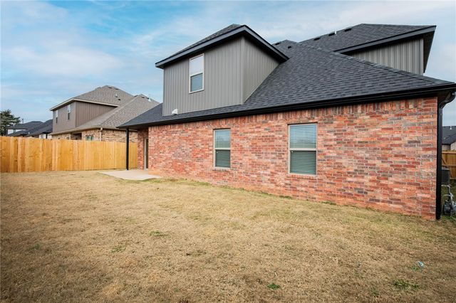 7301 SW Basswood Avenue, Bentonville, AR 72713