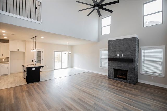 7301 SW Basswood Avenue, Bentonville, AR 72713