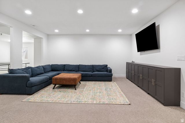 335 S GRANT ST, Mapleton, UT 84664