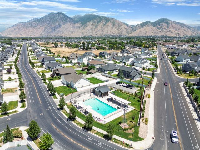 335 S GRANT ST, Mapleton, UT 84664