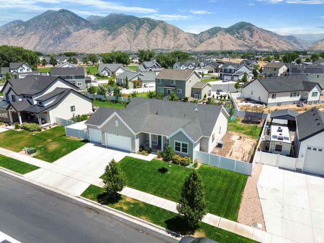 335 S GRANT ST, Mapleton, UT 84664