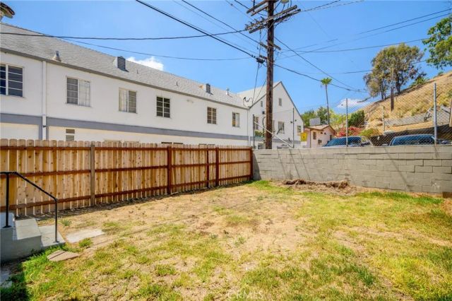 4819 Vincent, Los Angeles, CA 90041