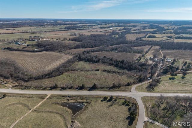 O Mo-32, Lebanon, MO 65536