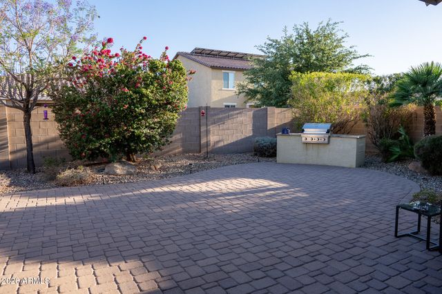 7873 W Fetlock Trail, Peoria, AZ 85383