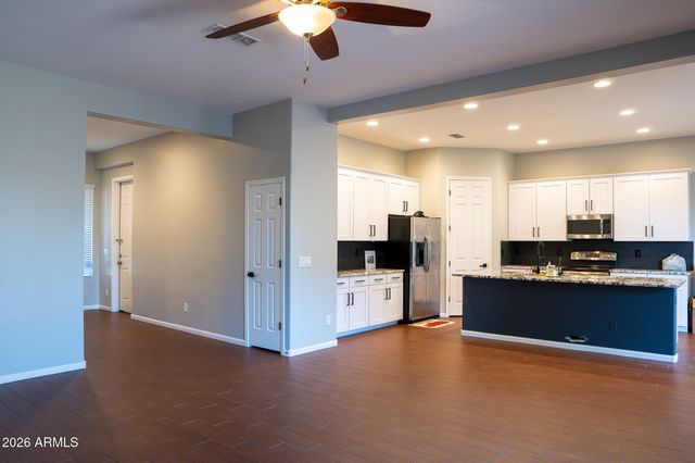 7873 W Fetlock Trail, Peoria, AZ 85383