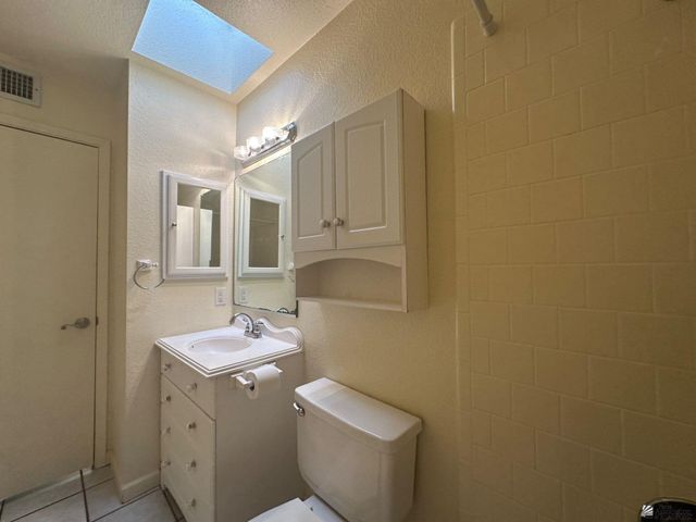 784 W 37 St, Yuma, AZ 85365