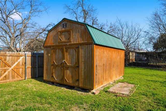 913 Lenox Street, Waco, TX 76704