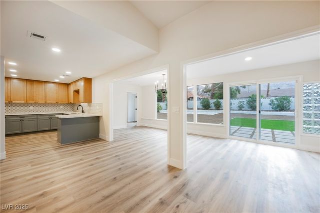 768 Santree Circle, Las Vegas, NV 89110