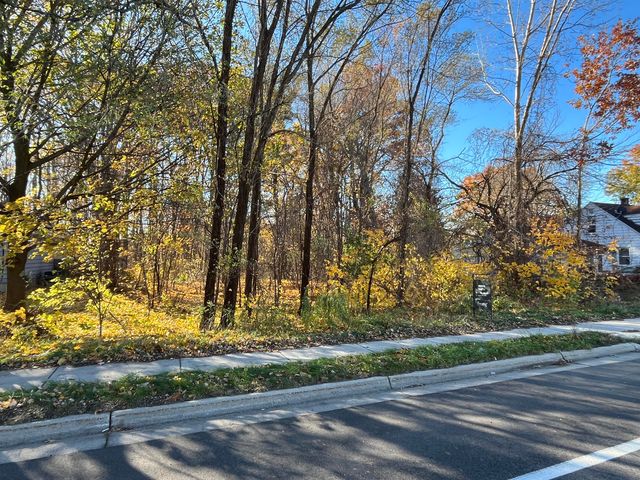 1120 60th Street SE, Grand Rapids, MI 49508