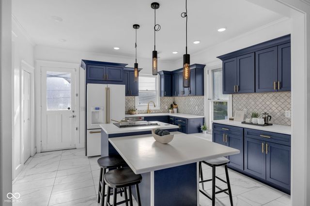 115 Charlotte Place, Indianapolis, IN 46202