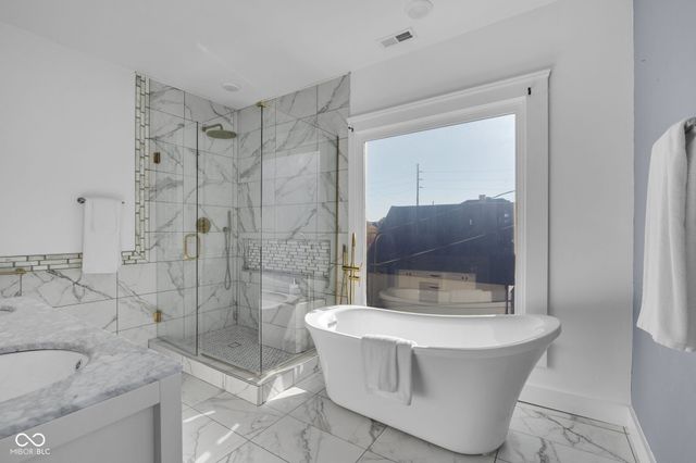 115 Charlotte Place, Indianapolis, IN 46202