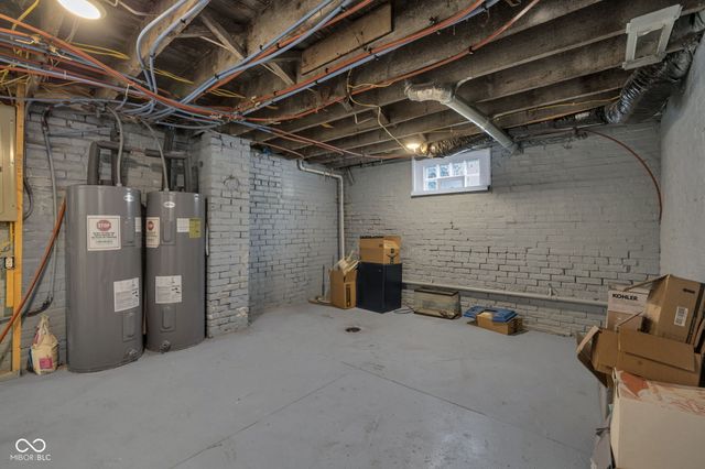 115 Charlotte Place, Indianapolis, IN 46202