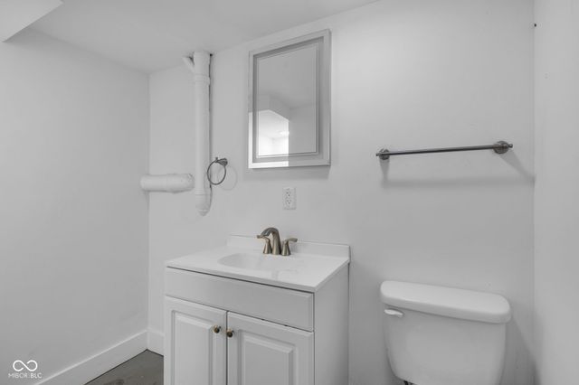 115 Charlotte Place, Indianapolis, IN 46202