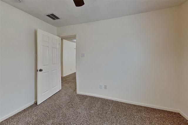 5018 Woodland Meadows Lane, Humble, TX 77346