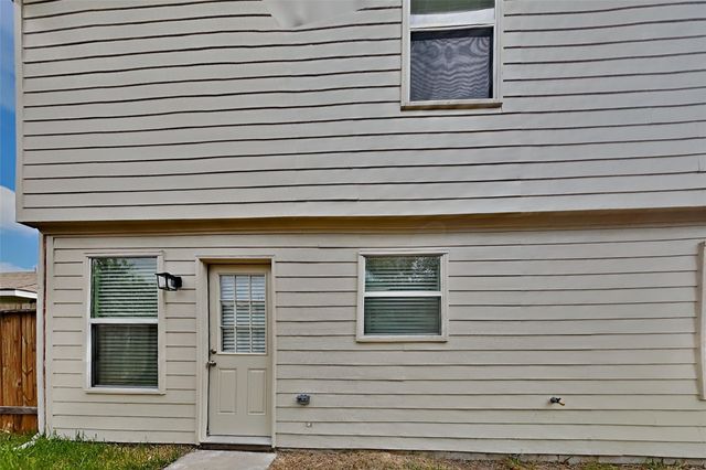 5018 Woodland Meadows Lane, Humble, TX 77346