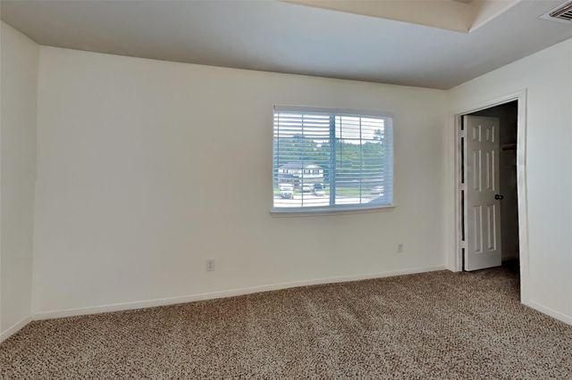 5018 Woodland Meadows Lane, Humble, TX 77346