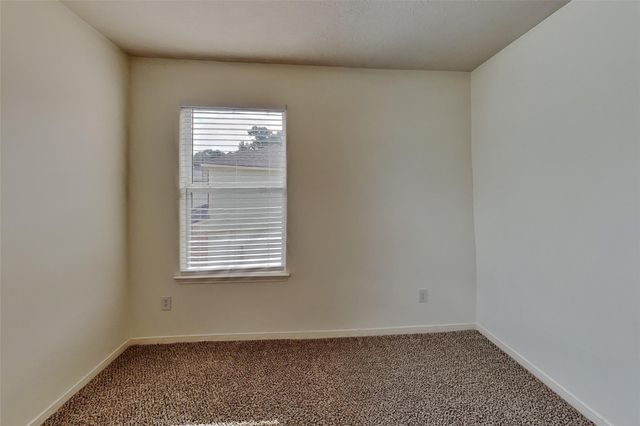 5018 Woodland Meadows Lane, Humble, TX 77346