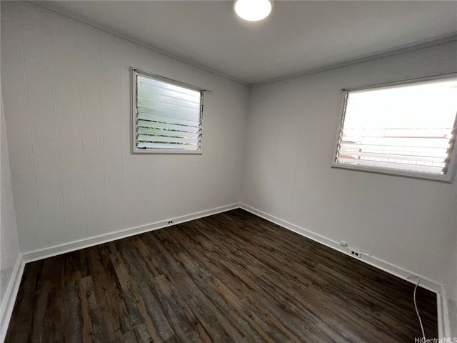 3046 Harding Avenue C, Honolulu, HI 96816