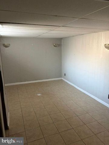 4333 MARPLE ST, Philadelphia, PA 19136