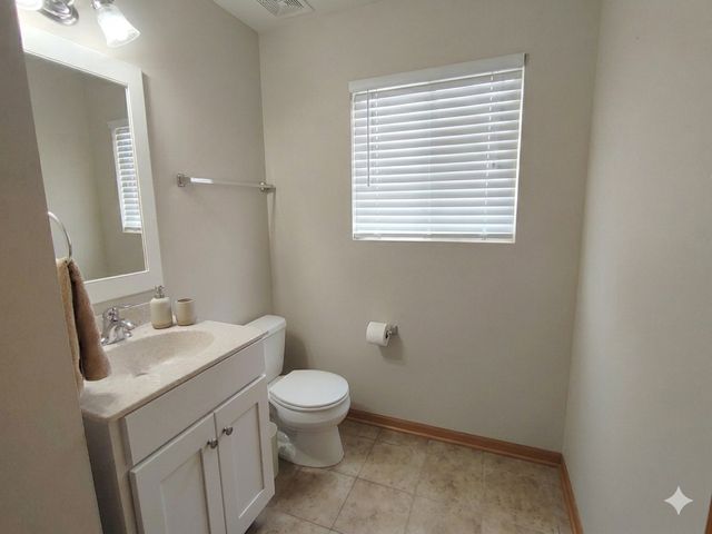 39798 Ackworth Lane, Beach Park, IL 60083
