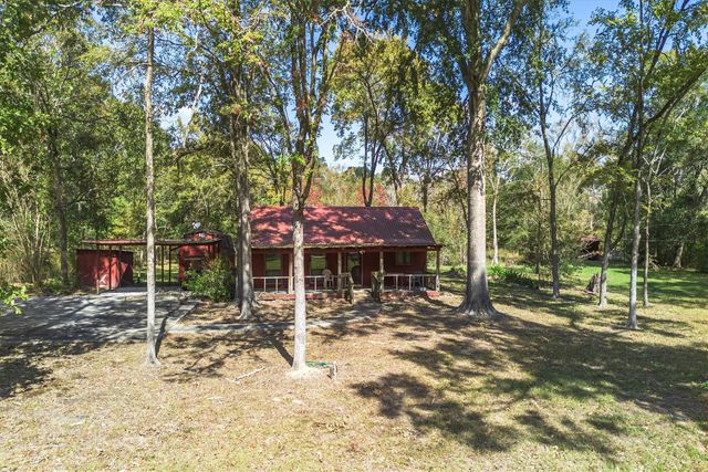 22868 Henson Road, Montgomery, TX 77356