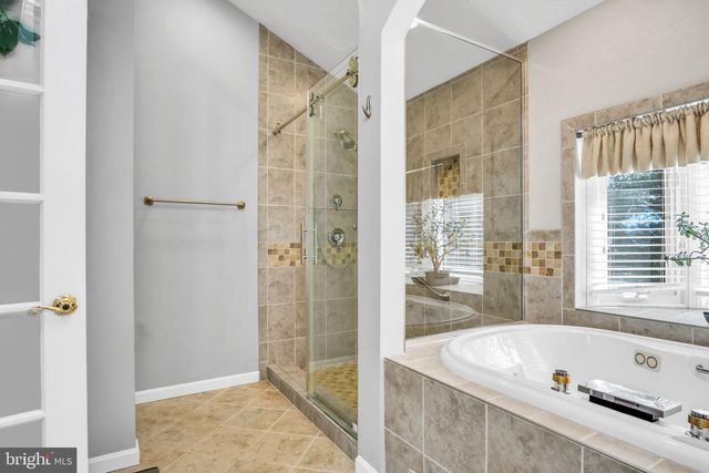 904 PEACE DR, Mechanicsburg, PA 17055