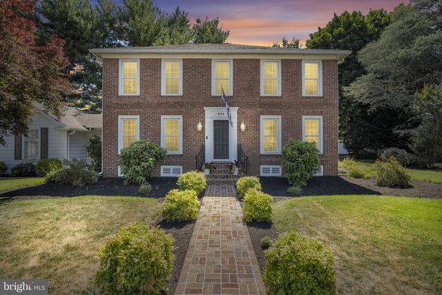 904 PEACE DR, Mechanicsburg, PA 17055