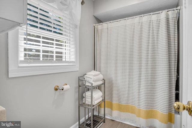 904 PEACE DR, Mechanicsburg, PA 17055