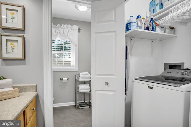 904 PEACE DR, Mechanicsburg, PA 17055