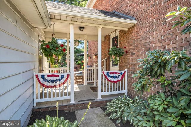 904 PEACE DR, Mechanicsburg, PA 17055