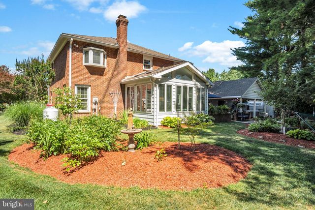 904 PEACE DR, Mechanicsburg, PA 17055