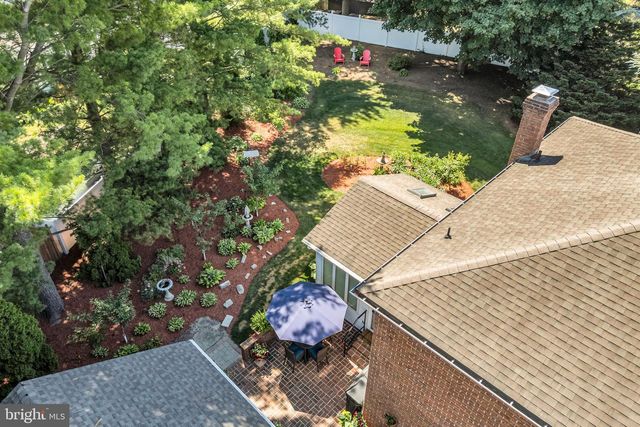 904 PEACE DR, Mechanicsburg, PA 17055