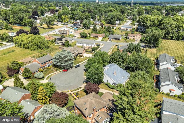 904 PEACE DR, Mechanicsburg, PA 17055