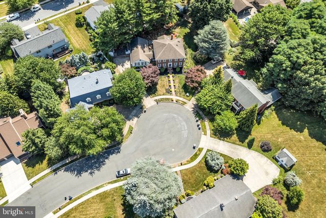 904 PEACE DR, Mechanicsburg, PA 17055